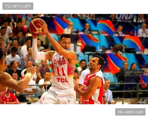 三秒规则在NBA和FIBA比赛中有哪些不同的具体应用？